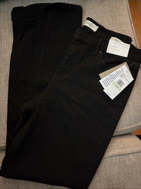 Jessica Simpson Black Women’s Skinny Jeans